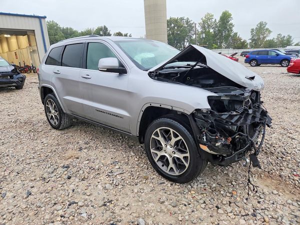 2018 JEEP GRAND CHEROKEE — Passenger 3/4