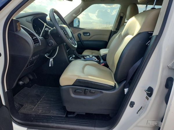 2022 INFINITI QX80 — DENT