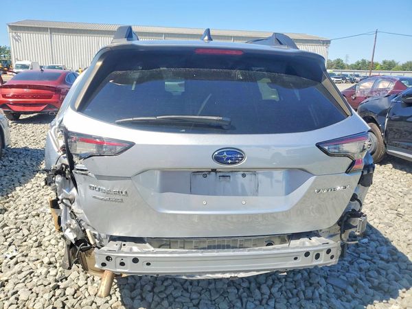 2022 SUBARU OUTBACK Premium