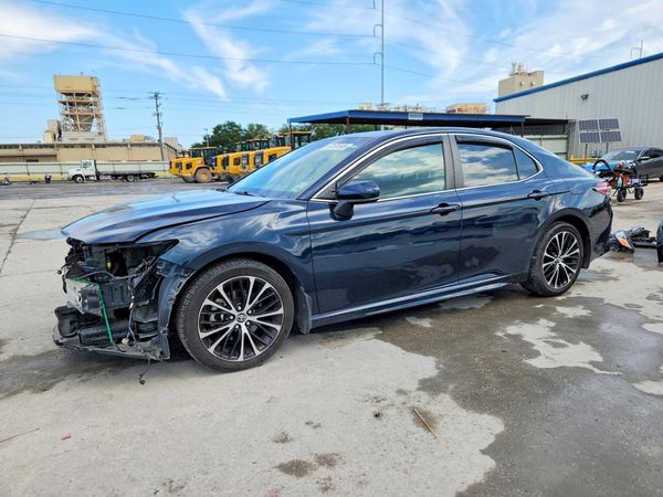 2018 TOYOTA CAMRY — DSFA — Front 3/4