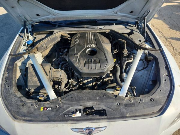2019 GENESIS G70 — Engine bay