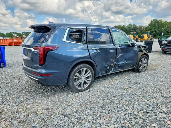 2021 CADILLAC XT6 Premium Luxury — PSRA