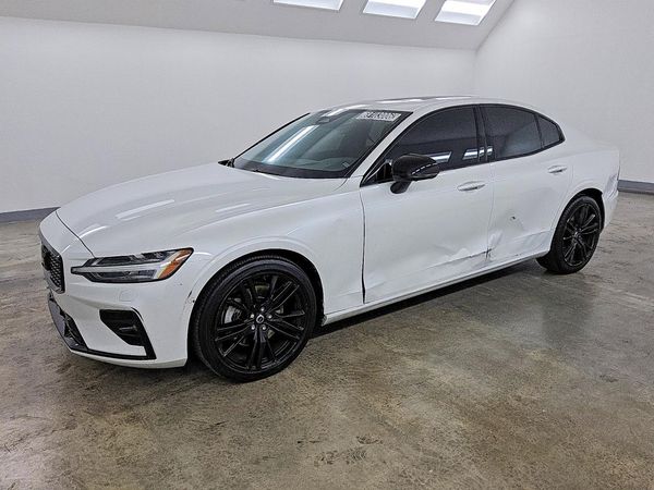 2024 VOLVO S60 — DSFA — Front 3/4
