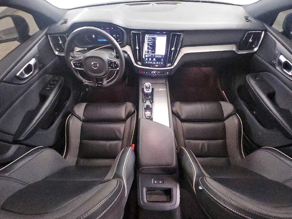 2024 VOLVO S60 Plus Black Edition — CKPT