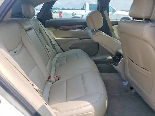 2013 CADILLAC XTS Premium