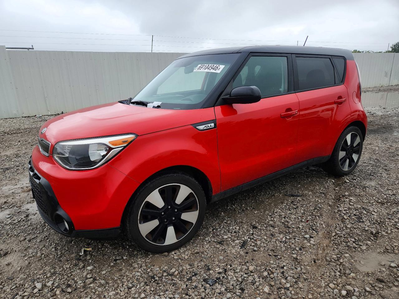 2016 KIA SOUL — Front 3/4