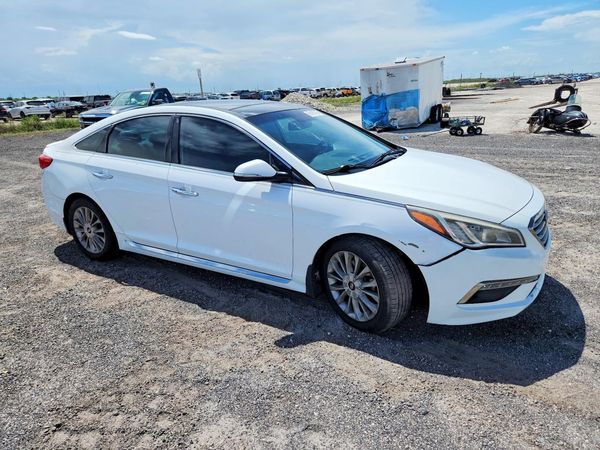 2015 HYUNDAI SONATA — Passenger 3/4
