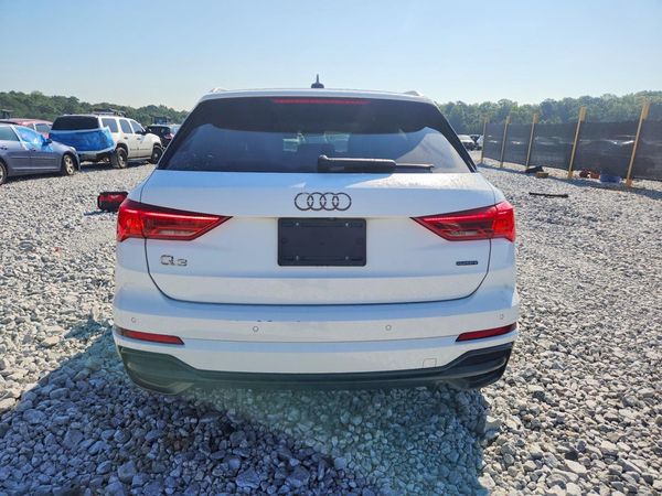 2022 AUDI Q3 S Line quattro Premium — DIRR