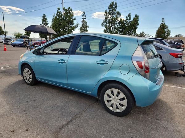 2014 TOYOTA PRIUS
