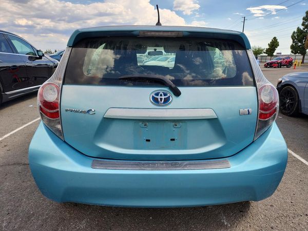 2014 TOYOTA PRIUS