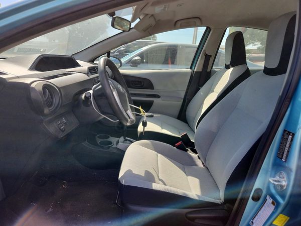 2014 TOYOTA PRIUS