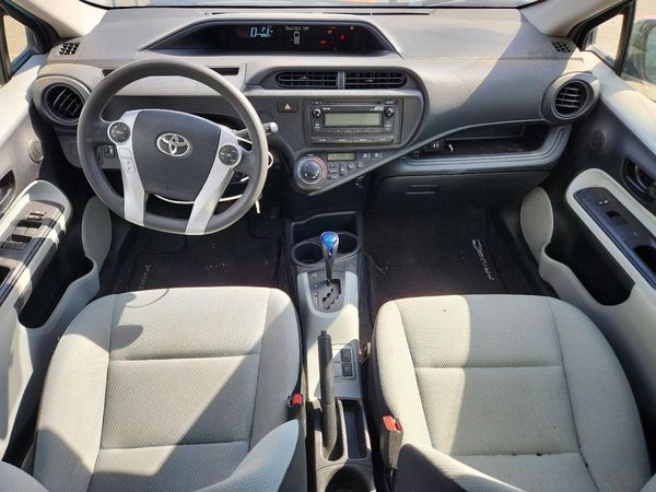 2014 TOYOTA PRIUS