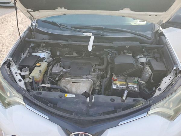 2016 TOYOTA RAV4 — Engine bay