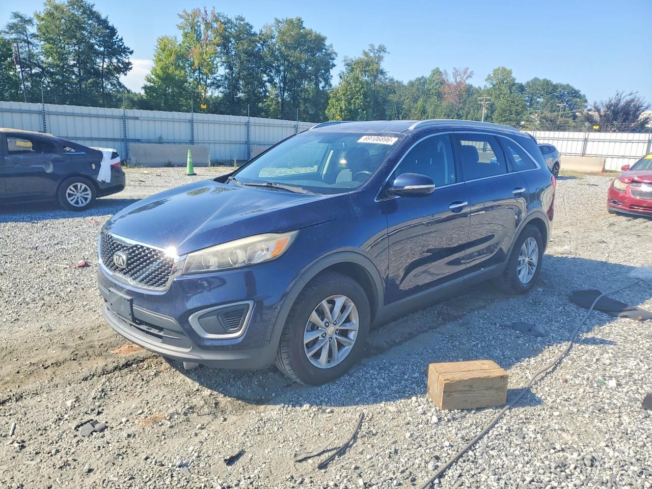 2016 KIA SORENTO — Front 3/4