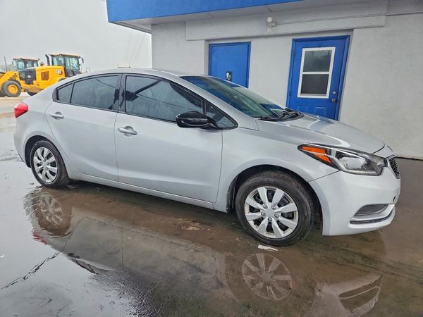 2015 KIA FORTE — Passenger 3/4