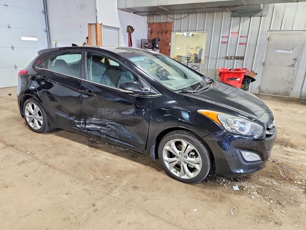 2013 HYUNDAI ELANTRA — Passenger 3/4