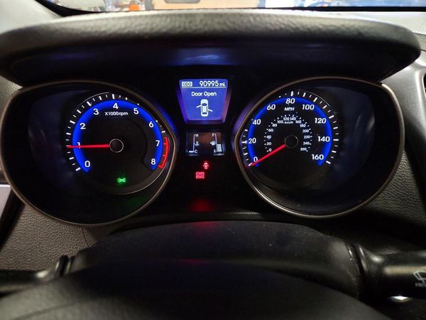 2013 HYUNDAI ELANTRA — ODOM
