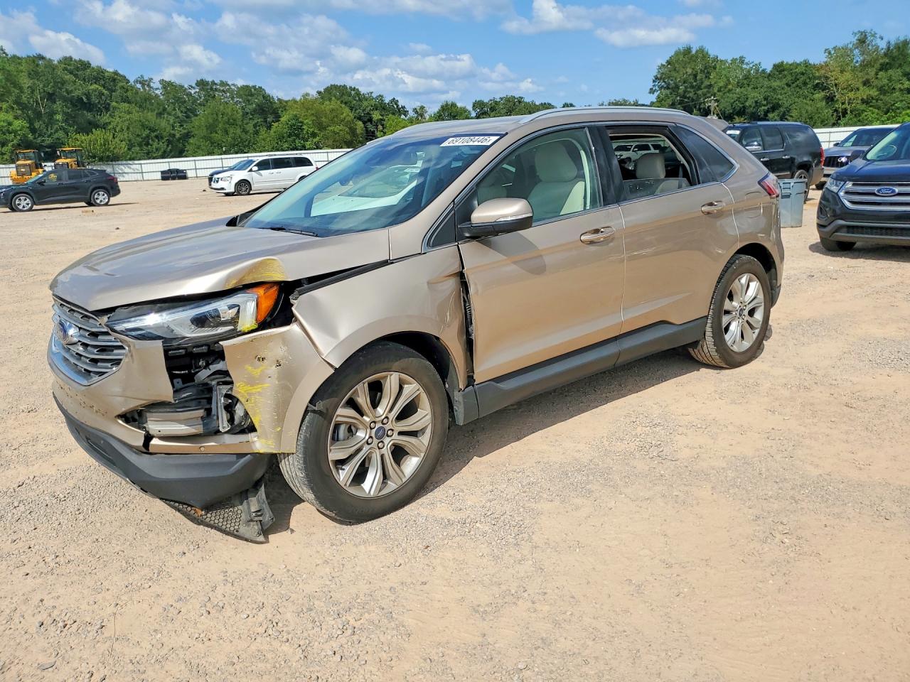 2020 FORD EDGE — Front 3/4