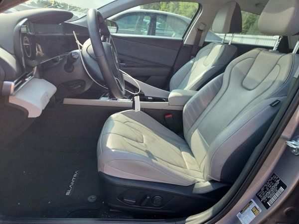2023 HYUNDAI ELANTRA Limited — DENT