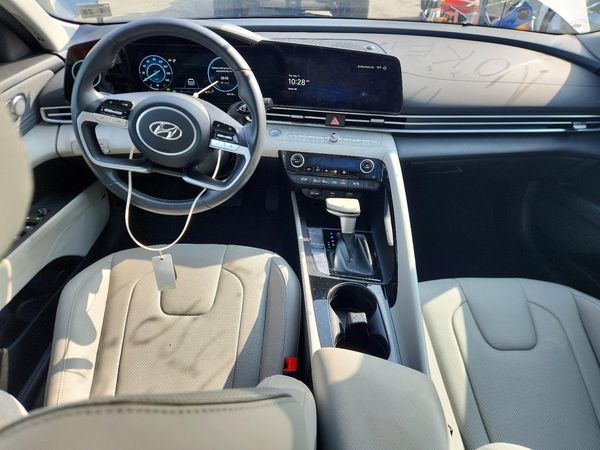 2023 HYUNDAI ELANTRA Limited — CKPT