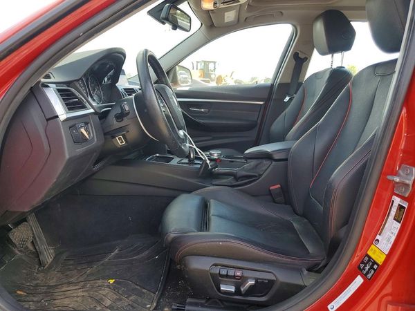 2016 BMW 320 xDrive SA — DENT