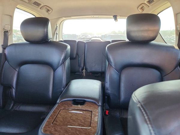 2016 INFINITI QX80 — SUVN