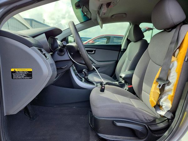 2014 HYUNDAI ELANTRA — DENT