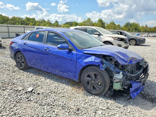 2021 HYUNDAI ELANTRA Blue — Passenger 3/4