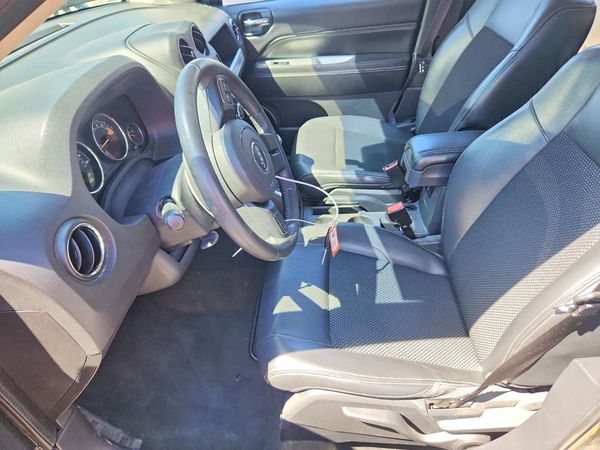 2014 JEEP COMPASS Latitude — DENT
