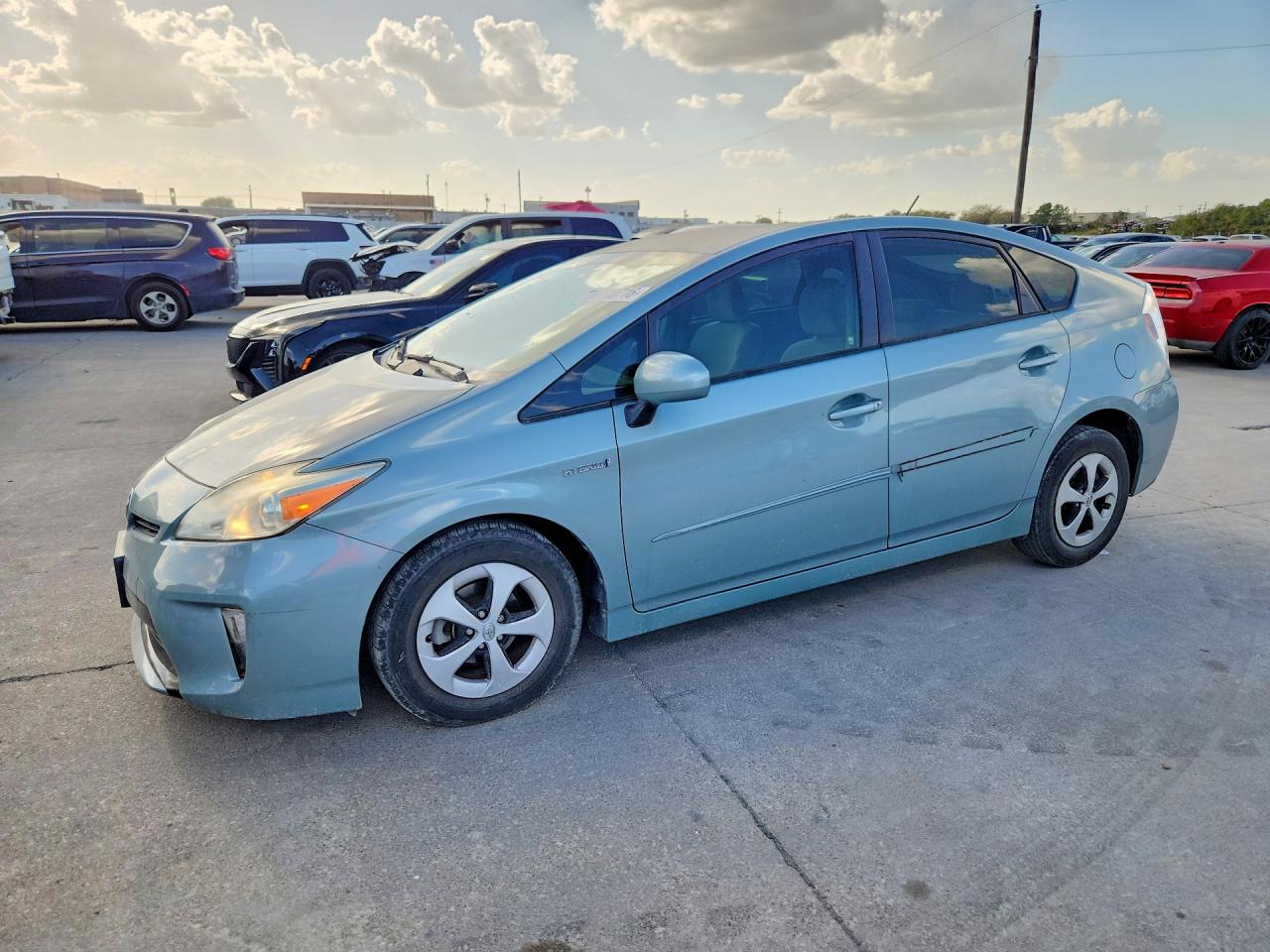 2012 TOYOTA PRIUS — Front 3/4