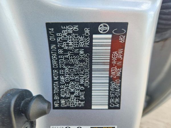 2014 TOYOTA PRIUS — VINS