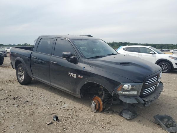 2013 RAM 1500 Sport — Passenger 3/4