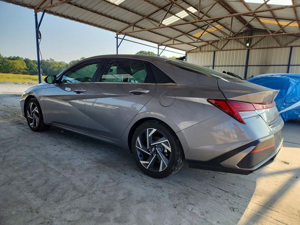 2025 HYUNDAI ELANTRA Limited — DSRA
