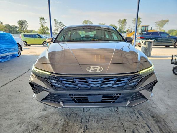 2025 HYUNDAI ELANTRA Limited — DIRF