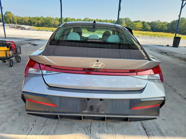 2025 HYUNDAI ELANTRA Limited — DIRR