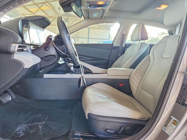 2025 HYUNDAI ELANTRA Limited — DENT