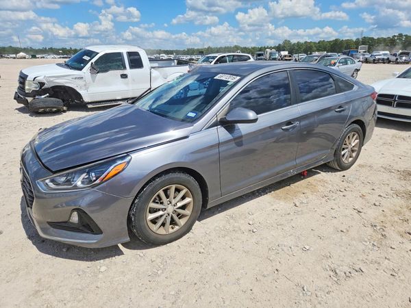 2018 HYUNDAI SONATA — Front 3/4