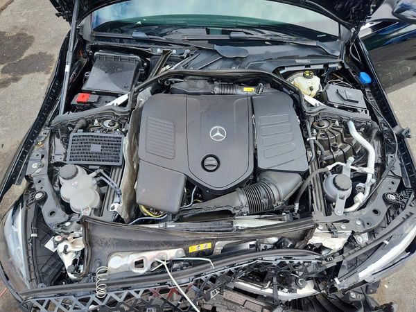 2025 MERCEDES-BENZ C-CLASS C300 — Engine bay