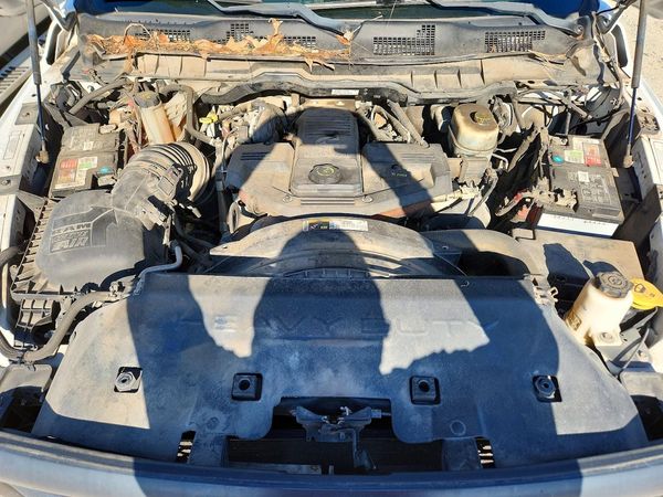 2017 RAM 3500 — Engine bay