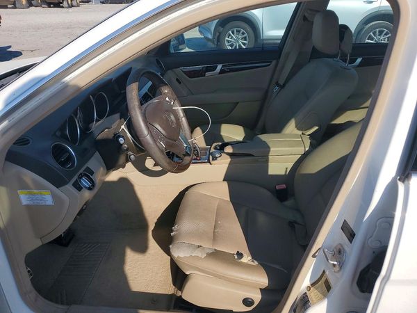 2013 MERCEDES-BENZ C