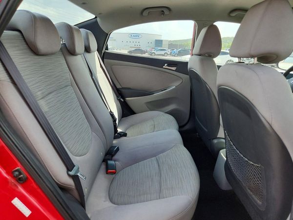 2015 HYUNDAI ACCENT — ODOM