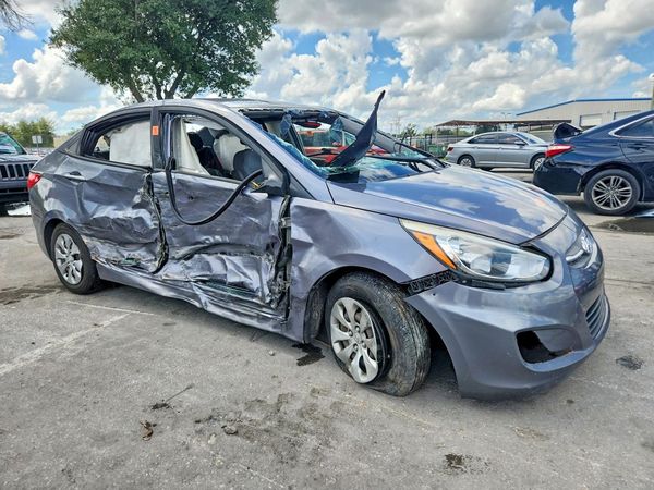 2017 HYUNDAI ACCENT SE Base