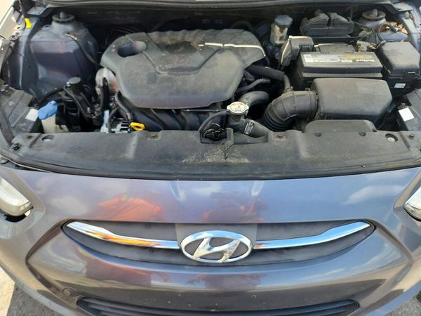 2017 HYUNDAI ACCENT SE Base