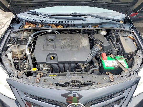 2012 TOYOTA COROLLA — Engine bay