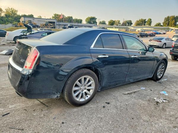 2014 CHRYSLER 300 — PSRA