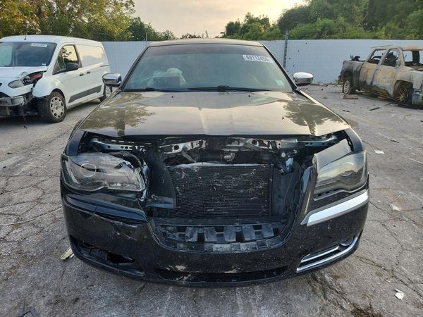 2014 CHRYSLER 300 — DIRF