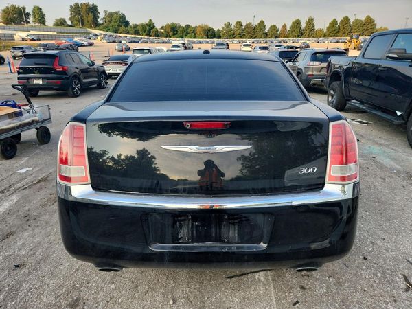 2014 CHRYSLER 300 — DIRR