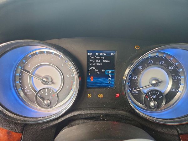 2014 CHRYSLER 300 — ODOM