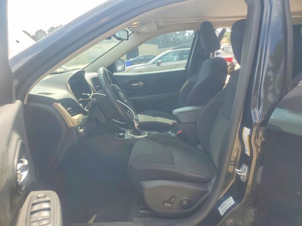 2016 JEEP CHEROKEE Latitude/Longitude/North — DENT