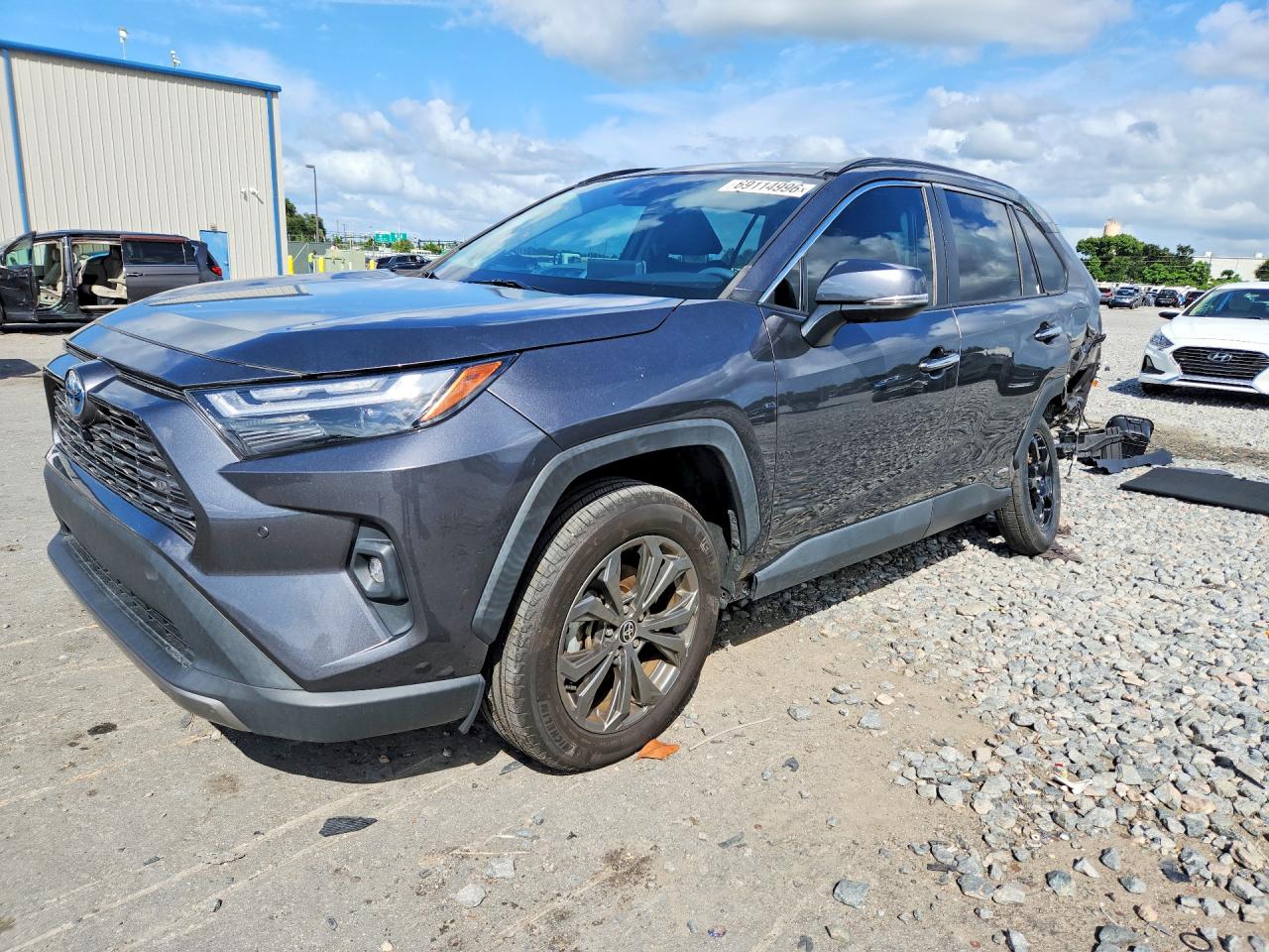 2022 TOYOTA RAV4 Limited — Front 3/4